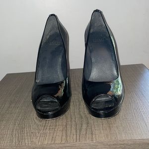 Stuart Weitzman heals